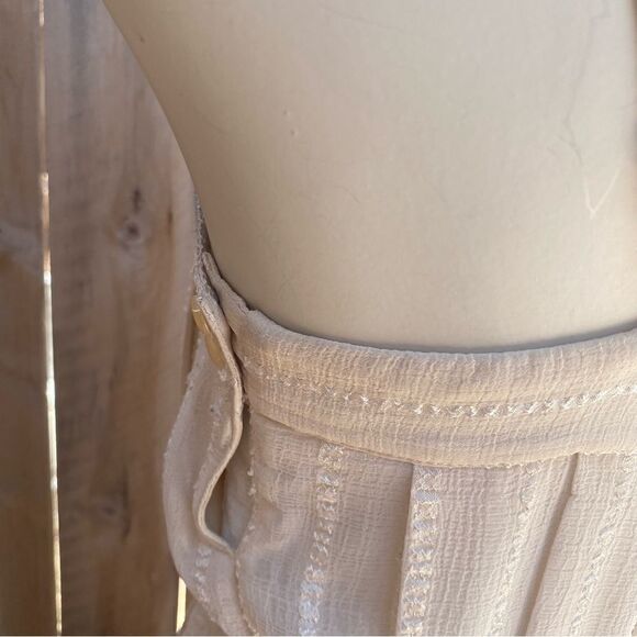 Forever 21 pleated off white/ beige maxi dress size small - Picture 4 of 13